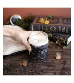 Book And Glow - *Remarkable Worlds* - Bougie De Soja Vegan - Nacida De La Bruma -Beauté Produits Magasin book and glow mundos extraordinarios vela de soja vegana nacida de la bruma 2 72151