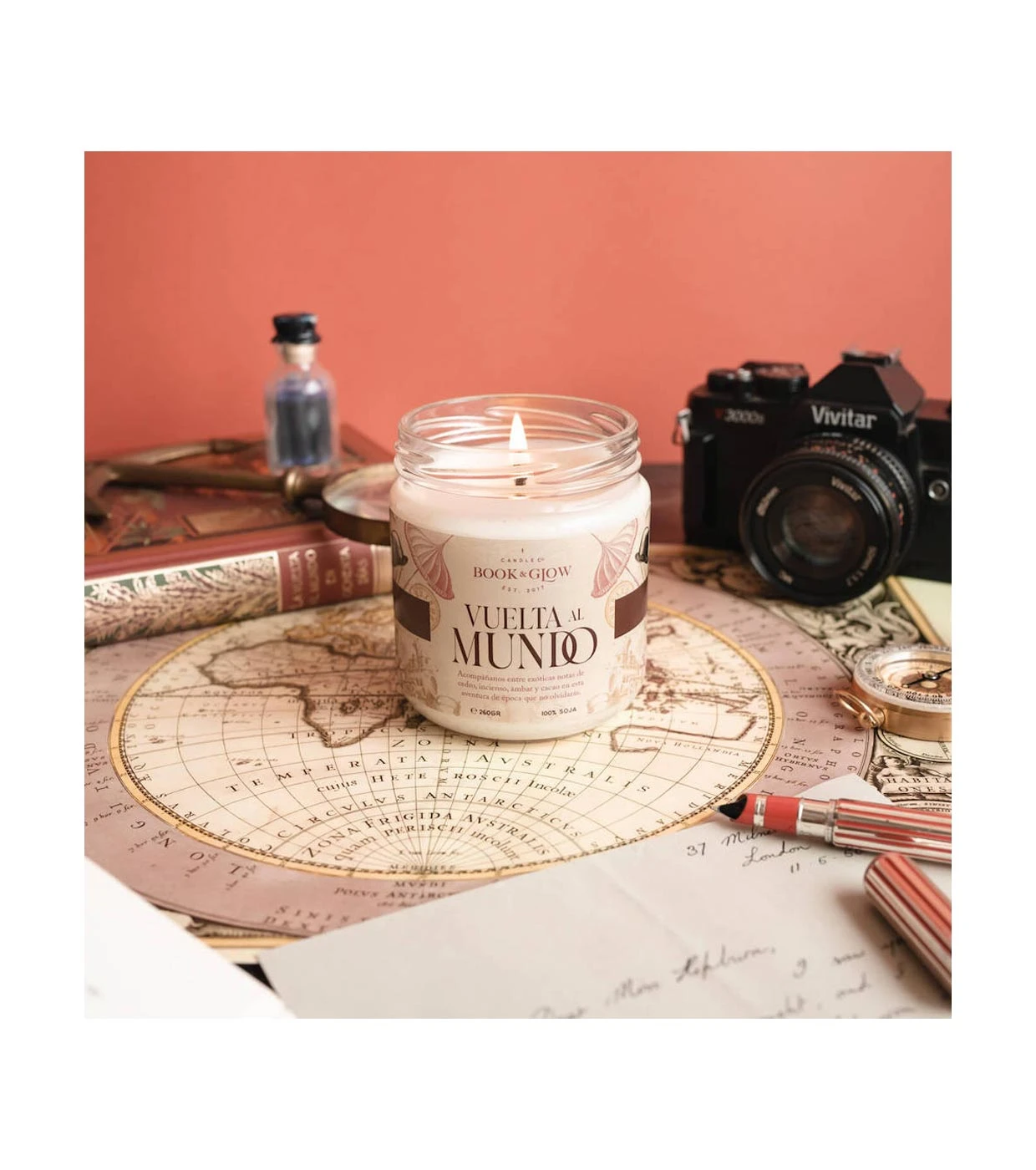 Book And Glow - *Moments Parfaits* - Bougie De Soja - Autour Du Monde 2 Book And Glow - *Moments Parfaits* - Bougie De Soja - Autour Du Monde – Image 2