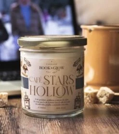 Book And Glow - *Mundos Extraordinarios* - Bougie De Soja Végétalienne - Café En Stars Hollow 8 Book And Glow - *Mundos Extraordinarios* - Bougie De Soja Végétalienne - Café En Stars Hollow -Beauté Produits Magasin book and glow vela de soja coleccion de mundos extraordinarios cafe en stars hollow 4 25305