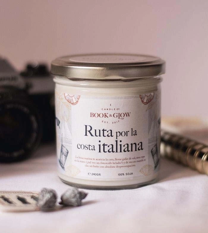 Book And Glow - *Wanderlust* - Bougie De Soja - Ruta Por La Costa Italiana 3 Book And Glow - *Wanderlust* - Bougie De Soja - Ruta Por La Costa Italiana – Image 3