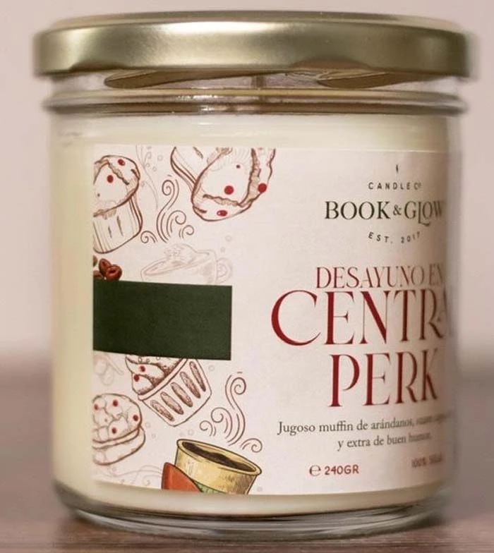 Book And Glow - *Mundos Extraordinarios*- Bougie De Soja - Desayuno En Central Perk 3 Book And Glow - *Mundos Extraordinarios*- Bougie De Soja - Desayuno En Central Perk – Image 3