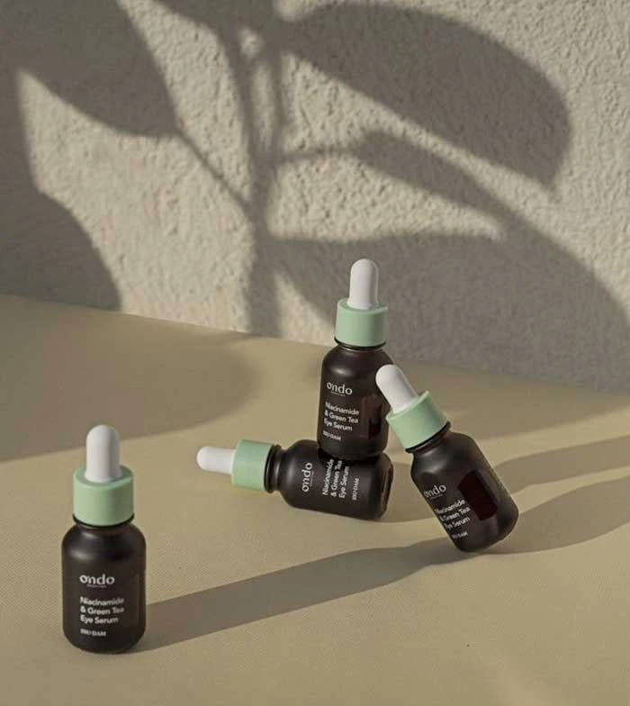 Ondo Beauty 36.5 - Sérum Contour Des Yeux Anti-âge SSU DAM Niacinamide & Thé Vert 2 Ondo Beauty 36.5 - Sérum Contour Des Yeux Anti-âge SSU DAM Niacinamide & Thé Vert – Image 2