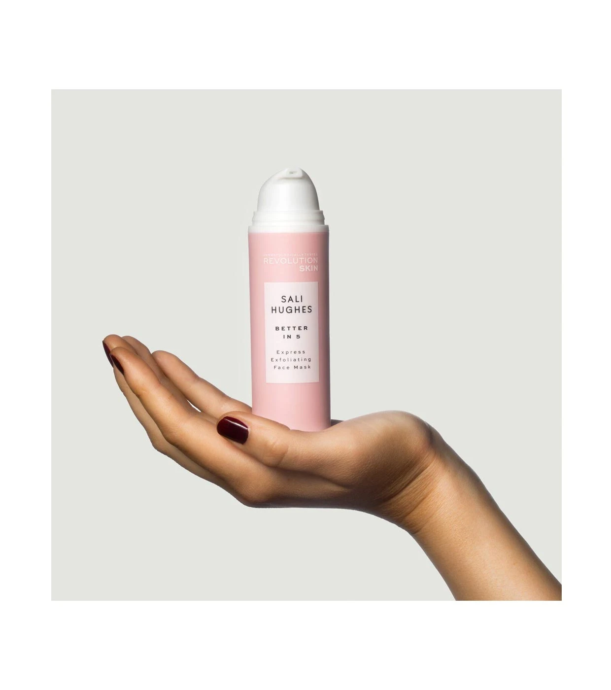 Revolution Skincare - *Sali Hughes* - Masque Facial Better In 5 Express Exfoliating Mask 6 Revolution Skincare - *Sali Hughes* - Masque Facial Better In 5 Express Exfoliating Mask – Image 6