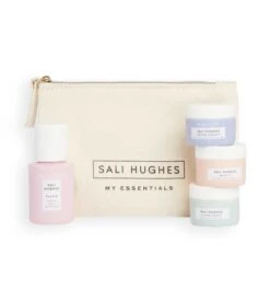 Revolution Skincare - *Sali Hughes* - My Essentials Mini Coffret De Soins Du Visage Avec Crème Hydratante